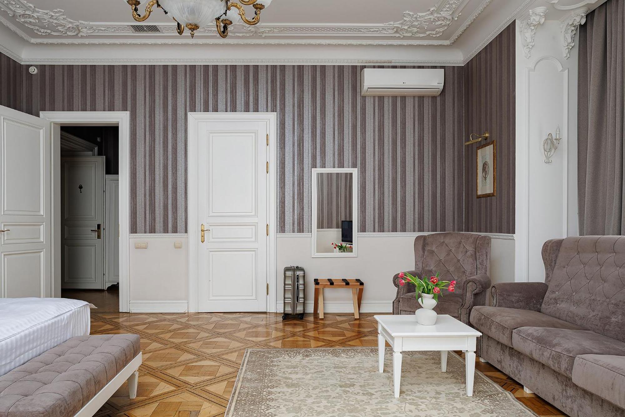 Modern Art Hotel Lviv Exterior foto